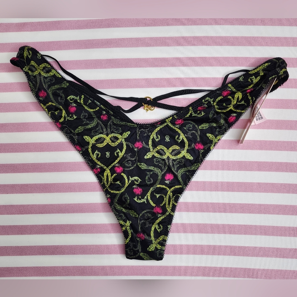 NWT Victoria's Secret Black Charm Novelty Print High-Leg Thong Panties Medium